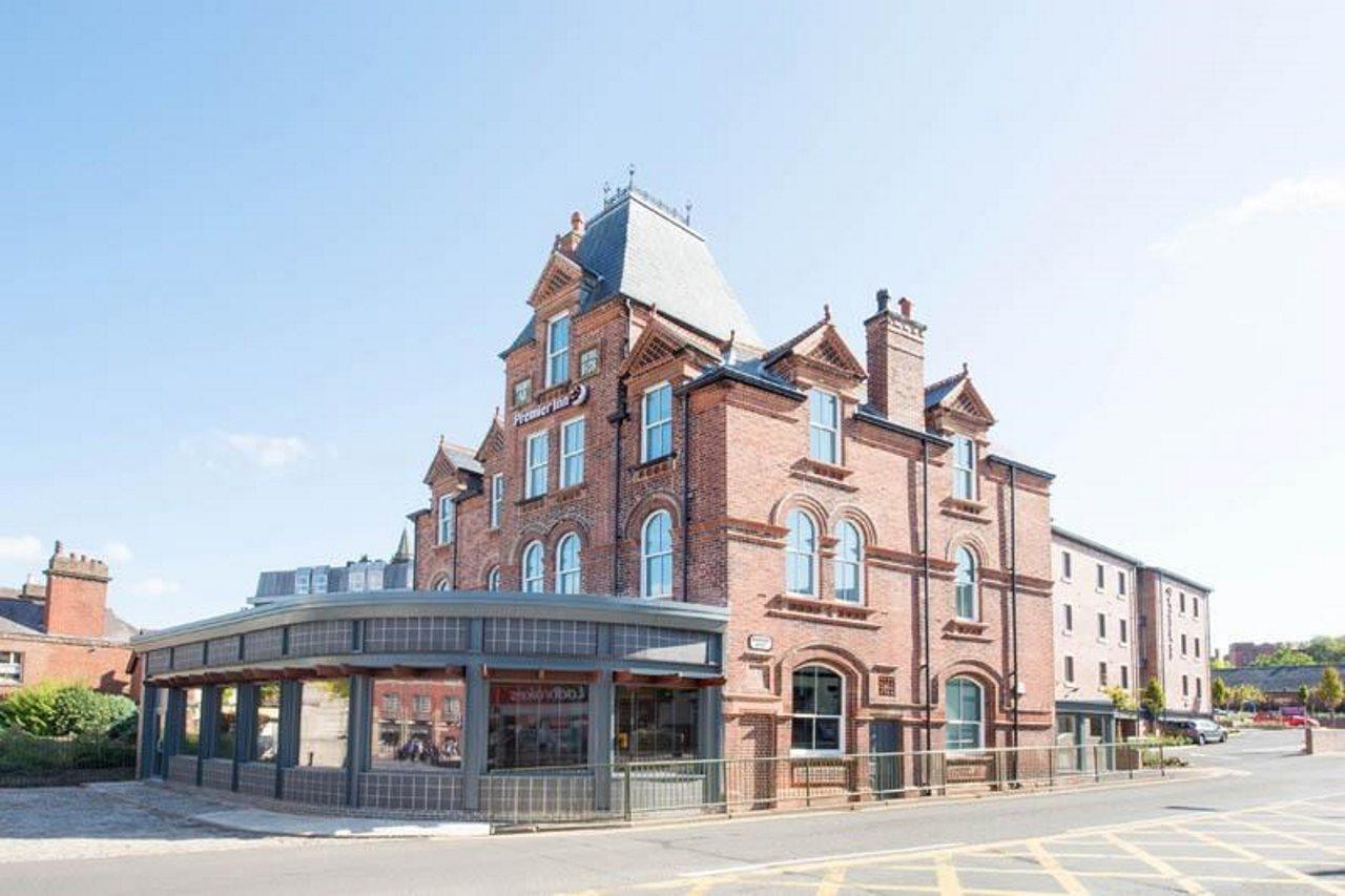 Premier Inn Leek Town Centre Kültér fotó